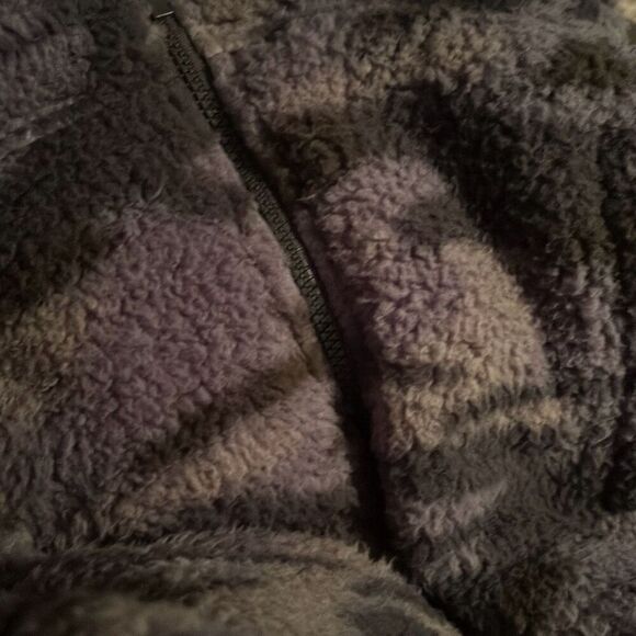 Zenana camo Vest  Hooded Hoodie Soft Fuzzy Faux Sherpa Fleece size Small (4488) - Picture 7 of 8